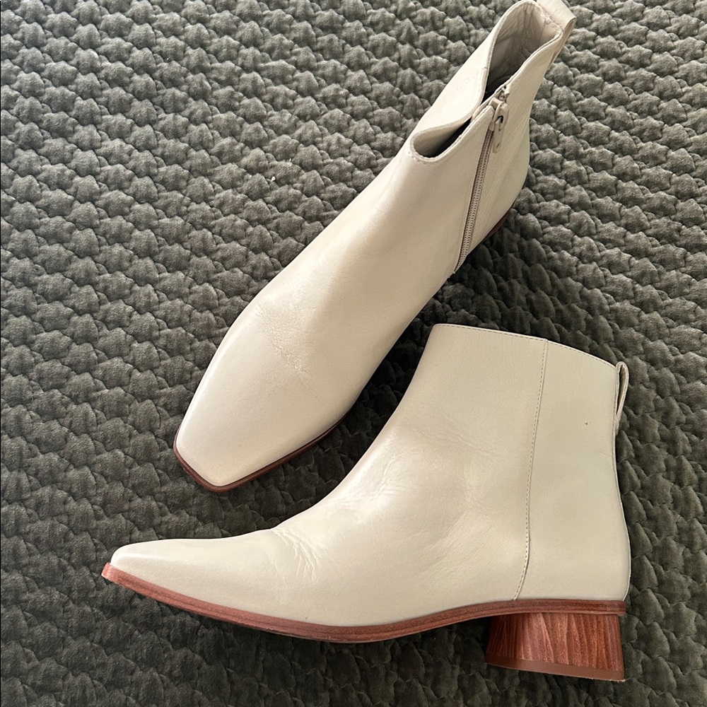 Elegant Cream Ankle Boots - Picture 2 of 2